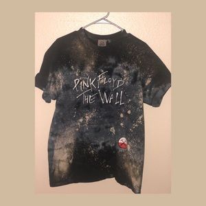 Distressed Pink Floyd tee